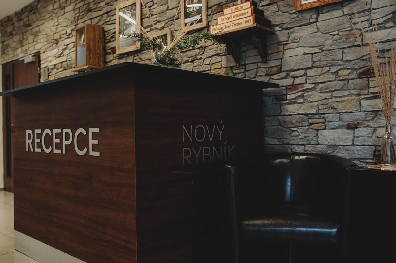 Penzion Novy Rybnik Oboriste Exterior foto